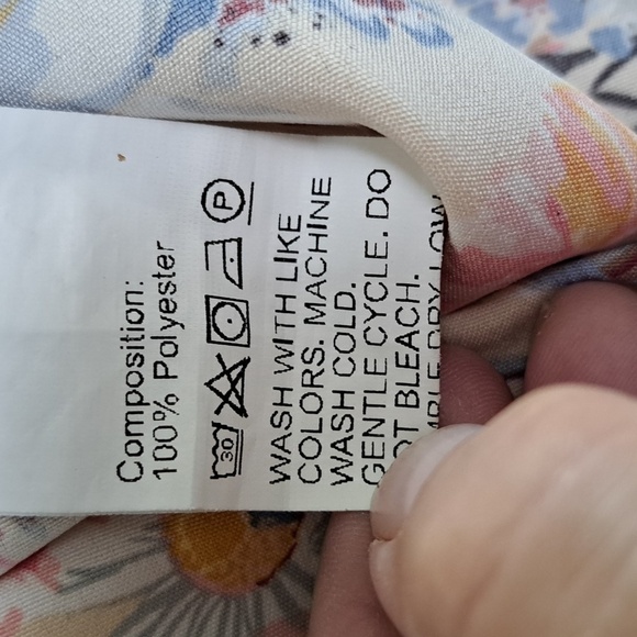 Shein Floral Print Ruffled Blouse Size Large - Picture 5 of 8